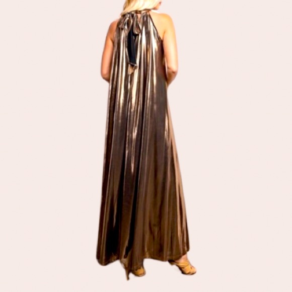 New Dazzling Metallic Pleated Wide
Leg Jumpsuit - Picture 3 of 6